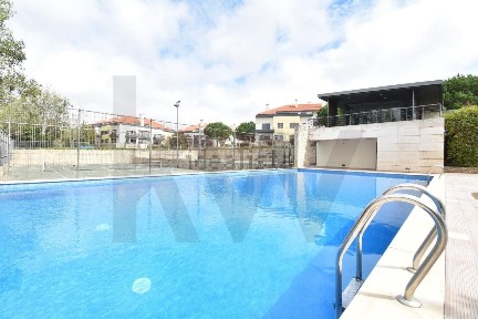 Arrendamento de duplex na Rua Mealha, 97
