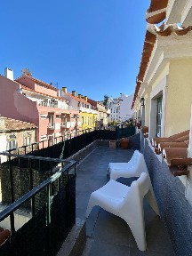 Arrendamento de duplex na Rua da Alegria