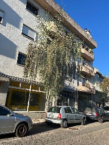 Espaço comercial à venda na Rua de São Pedro
