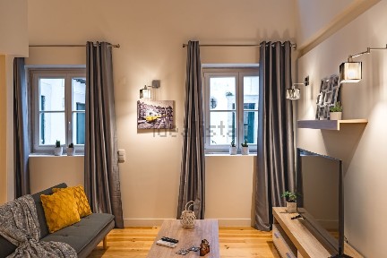 Arrendamento de duplex na Rua Barros Queirós