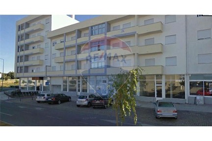 Espaço comercial à venda na Quinta Do Bosque - Jugueiros