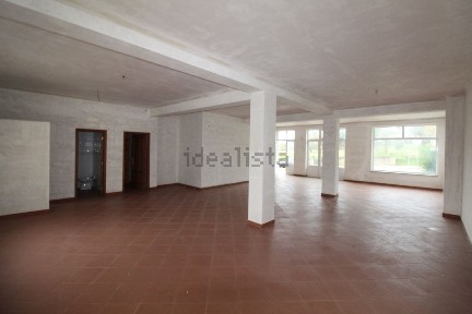 Espaço comercial à venda em Santa Comba Dão