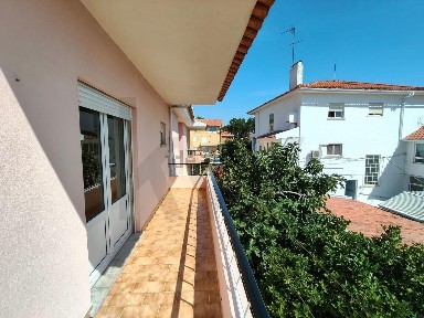 Arrendamento de andar de moradia em São Pedro do Estoril