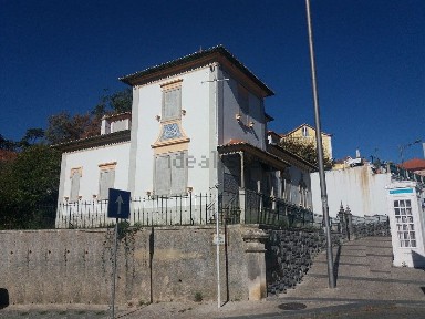 Arrendamento de moradia independente no Centro de Sintra - Portela de Sintra