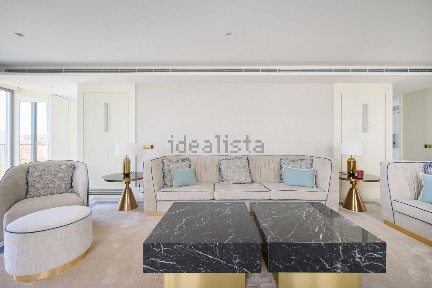 Arrendamento de duplex na Rua Miguel Lupi