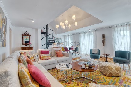 Arrendamento de duplex na Rua do Carmo