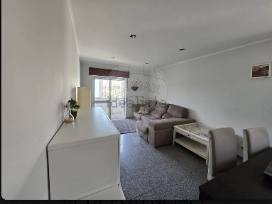 Arrendamento de apartamento T3 na Rua António Nobre