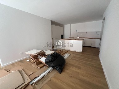 Arrendamento de apartamento T1 na Rua Tenente Maia s/n