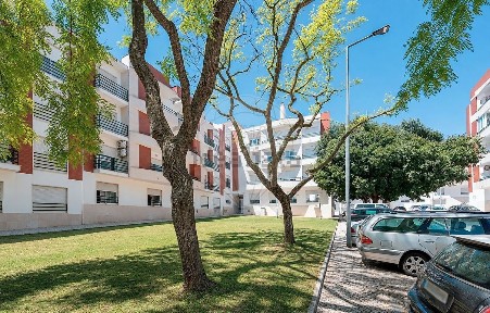 Arrendamento de apartamento T1 na Rua Raúl Pereira de Sousa