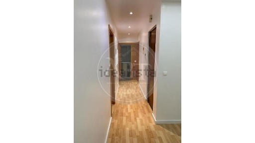 Arrendamento de apartamento T2 na Rua Fernão Lourenço, 10 Nº10, R/c
