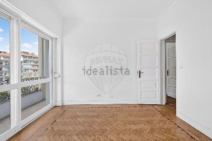 Arrendamento de apartamento T2 na Avenida Dom Afonso Henriques