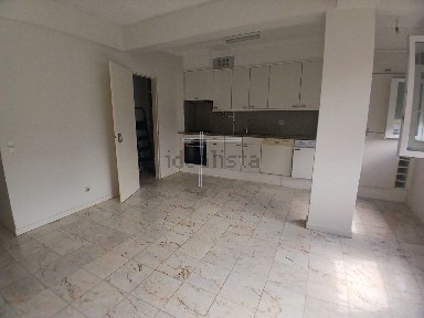 Arrendamento de apartamento T3 na Pragal