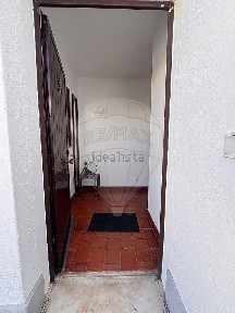 Arrendamento de apartamento T1 no Bairro da Atalaia