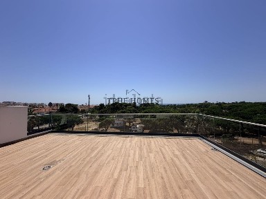 Arrendamento de apartamento T2 na Santo António