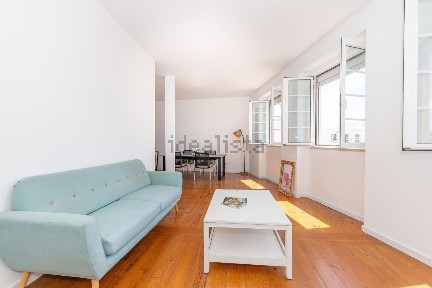 Arrendamento de apartamento T3 na Travessa do Tribunal
