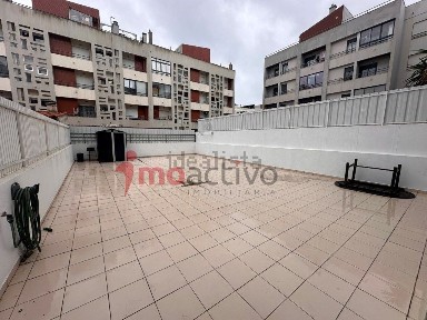 Arrendamento de apartamento T2 no Vale Figueira - Carcereira