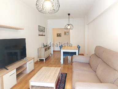 Arrendamento de apartamento T3 na Rua Bento de Jesus Caraça
