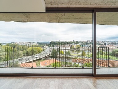 Arrendamento de apartamento T3 na Avenida José Bonifácio de Andrade e Silva