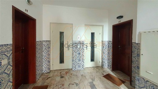 Arrendamento de apartamento T2 nos Olivais