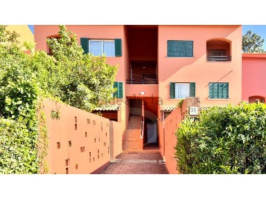 Arrendamento de apartamento T2 na Rua dos Pinheiros