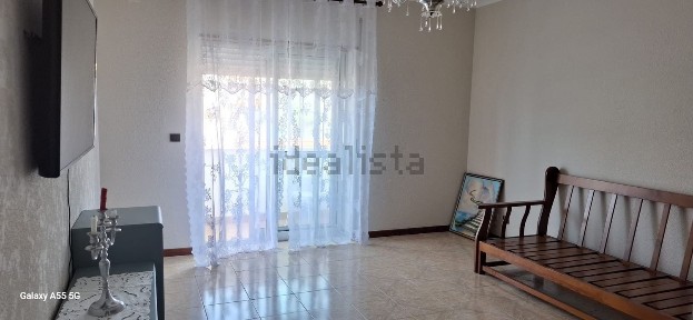 Arrendamento de apartamento T2 na Rua Cândido dos Reis