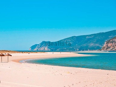 Arrendamento de apartamento T3 na Rua do Rosmarinho Turísticos «praia Sado» 7570-789, Carvalhal