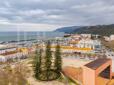 Arrendamento de apartamento T3 na Avenida Luísa Todi