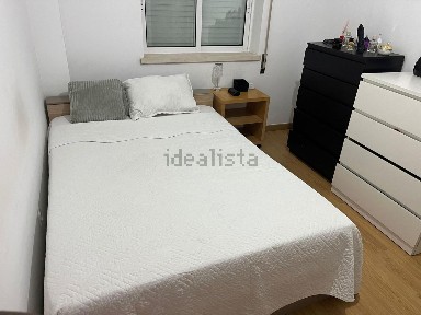 Arrendamento de apartamento T3 na Rua Rui de Pina, 41