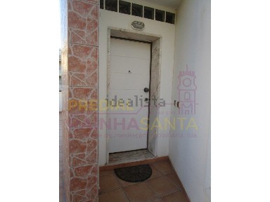 Arrendamento de apartamento T1 no Monte Alto - Senhora da Encarnação - Fonte Nova
