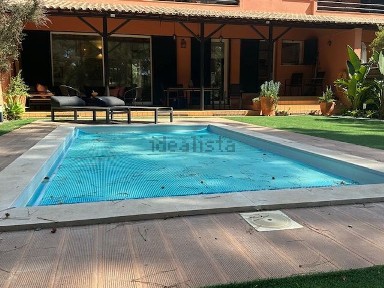 Arrendamento de apartamento T3 na Rua dos Pinheiros