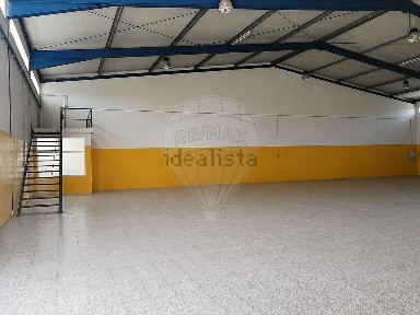 Arrendamento de armazém em Santa Eufémia e Boa Vista