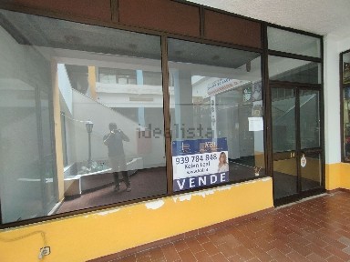 Arrendamento de espaço comercial na Rua José Estevão, 22