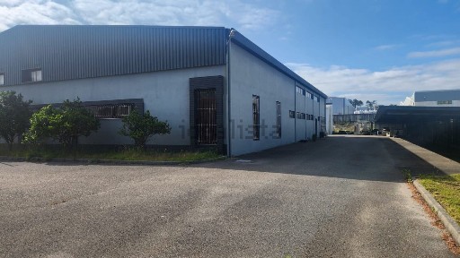 Arrendamento de armazém na Rua de França, 38