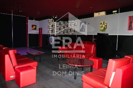 Bar para trespasse na Rua Outeiro do Pomar