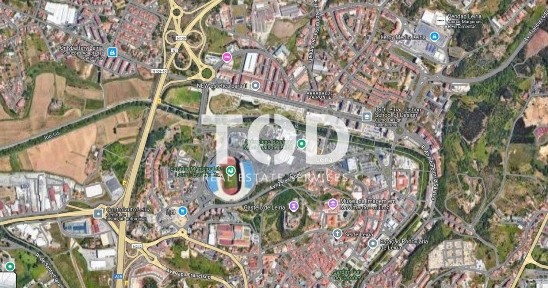 Leiria - Pousos - Barreira e Cortes, Cidade de Leiria, Bairro São Francisco - Estádio