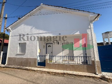 Arrendamento de moradia independente em Rio Maior