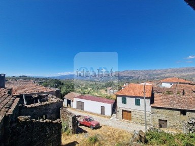 Moradia em banda à venda na Rua da Eira de Cima