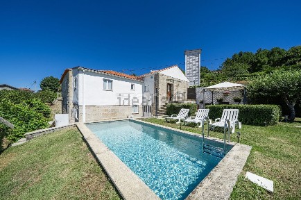 Moradia geminada à venda em Em1244, 115