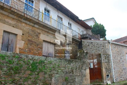 Herdade à venda na Rua Central