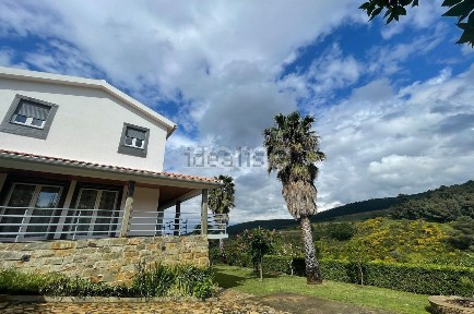 Quinta à venda em Veiga de Lila