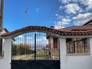 Moradia independente à venda em Vale de Anta