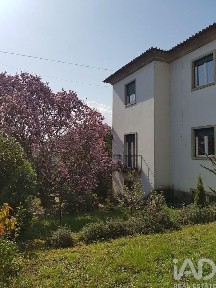 Moradia independente à venda em Vila Real