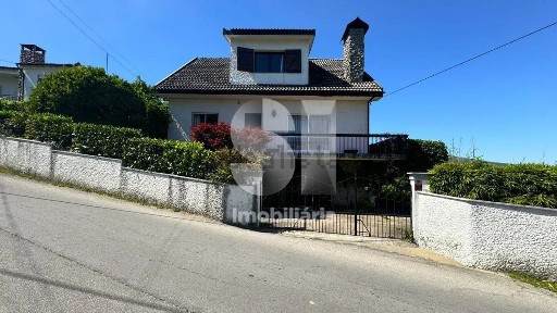 Casa ou moradia à venda na Rua da Estalagem
