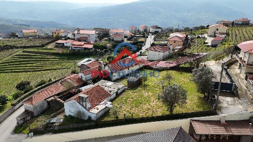 Moradia geminada à venda em Lugar de Vale de Soutos s/n
