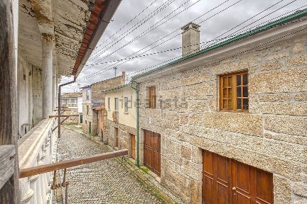 Moradia independente à venda em N206