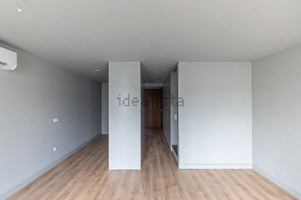 Arrendamento de duplex na Rua do Bonjardim, 1093