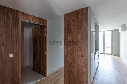 Arrendamento de duplex na Rua do Bonjardim, 1093