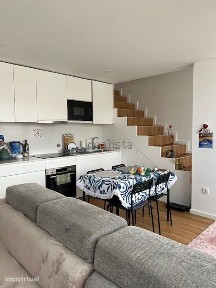 Arrendamento de duplex na Rua Engenheiro Ezequiel de Campos s/n