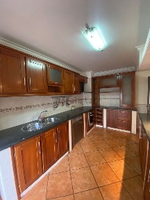 Moradia geminada à venda em Mateus