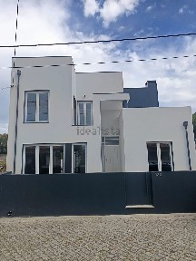 Arrendamento de moradia independente na Senhor do Calvário, 133